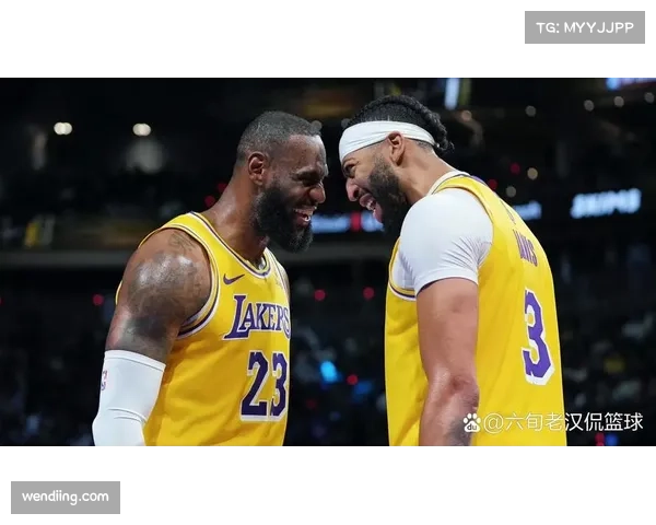 安东尼·戴维斯奇才首秀表现 交易适应与球队长期规划态度观察